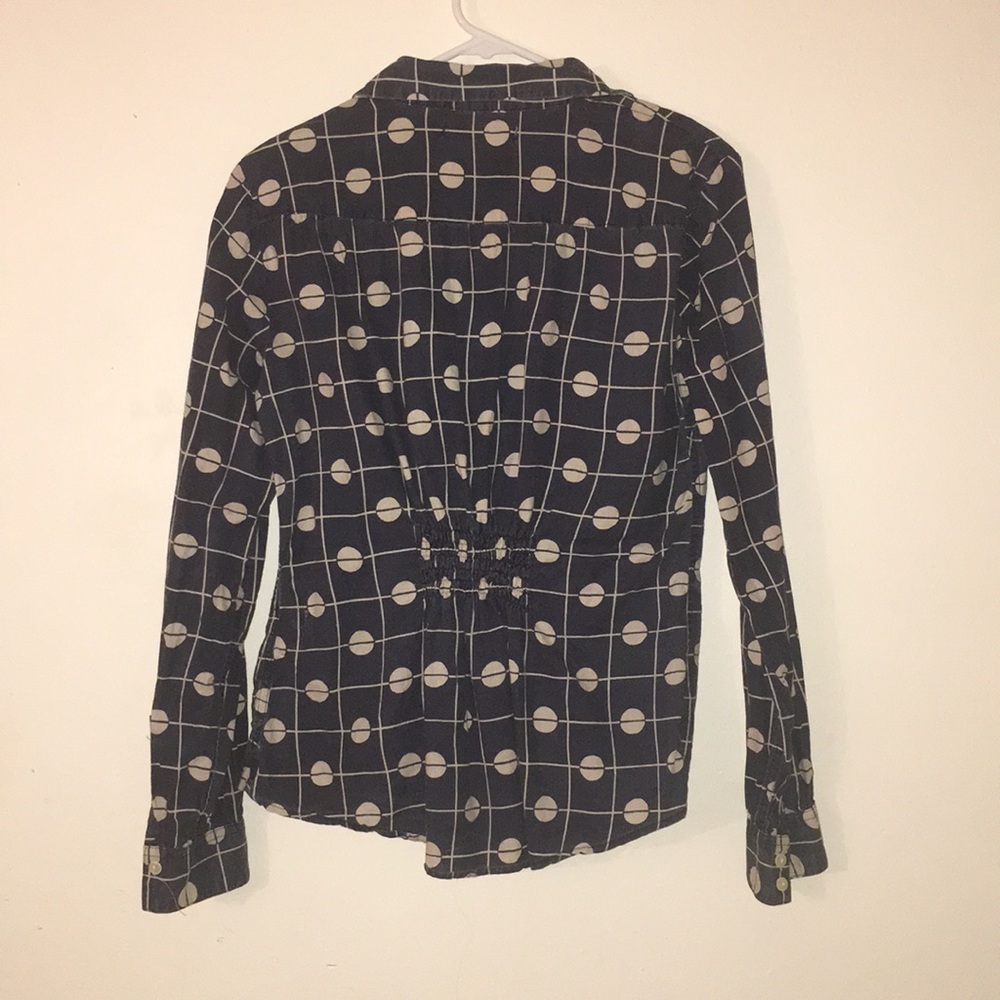 Isabella Sinclair Button Down Top - Picture 2 of 3